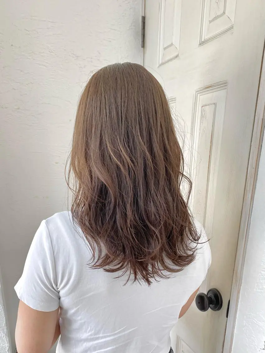 ロング カラー 🍑もも 🍑のヘアスタイル