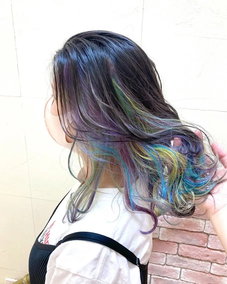 カラー ハイトーンカラー インナーカラー fumika推しカラ ー/デザインカラーのヘアスタイル