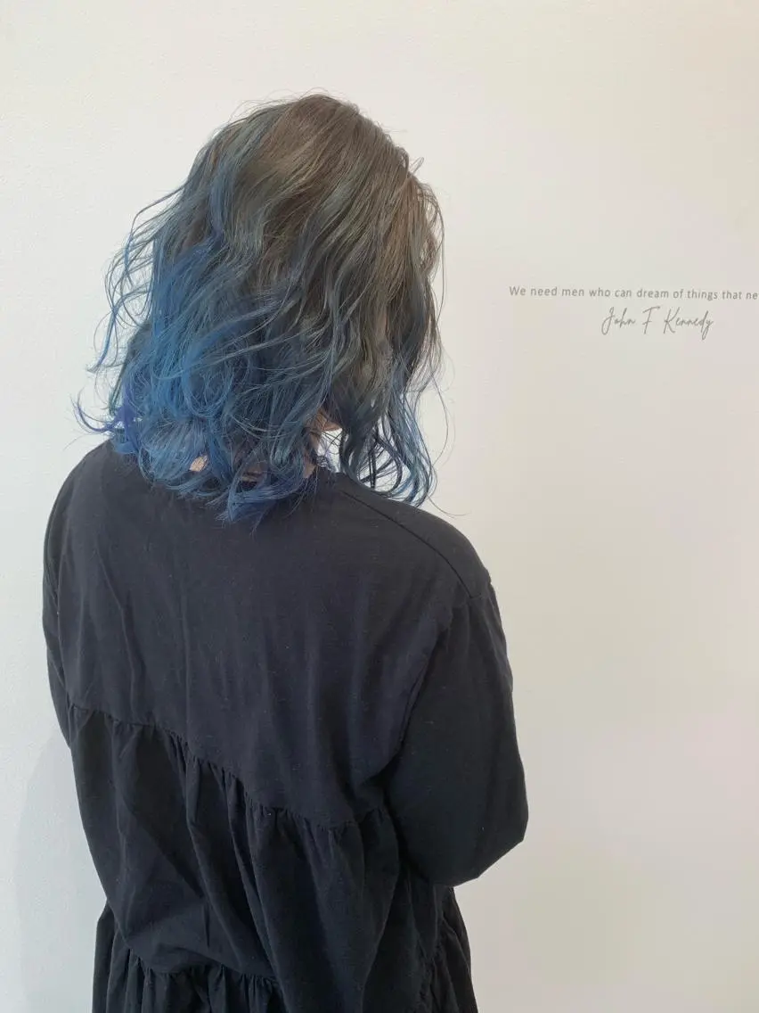 セミロング カラー バレイヤージュ ブルーカラー ブルージュ レイヤーカット 髪質改善特化 サロン✨代表HIROのヘアスタイル