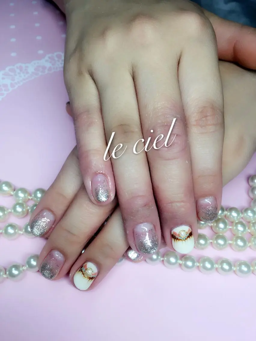 ネイル ラメ(グリッター) ラメグラデーション Naka Rieのネイルデザイン