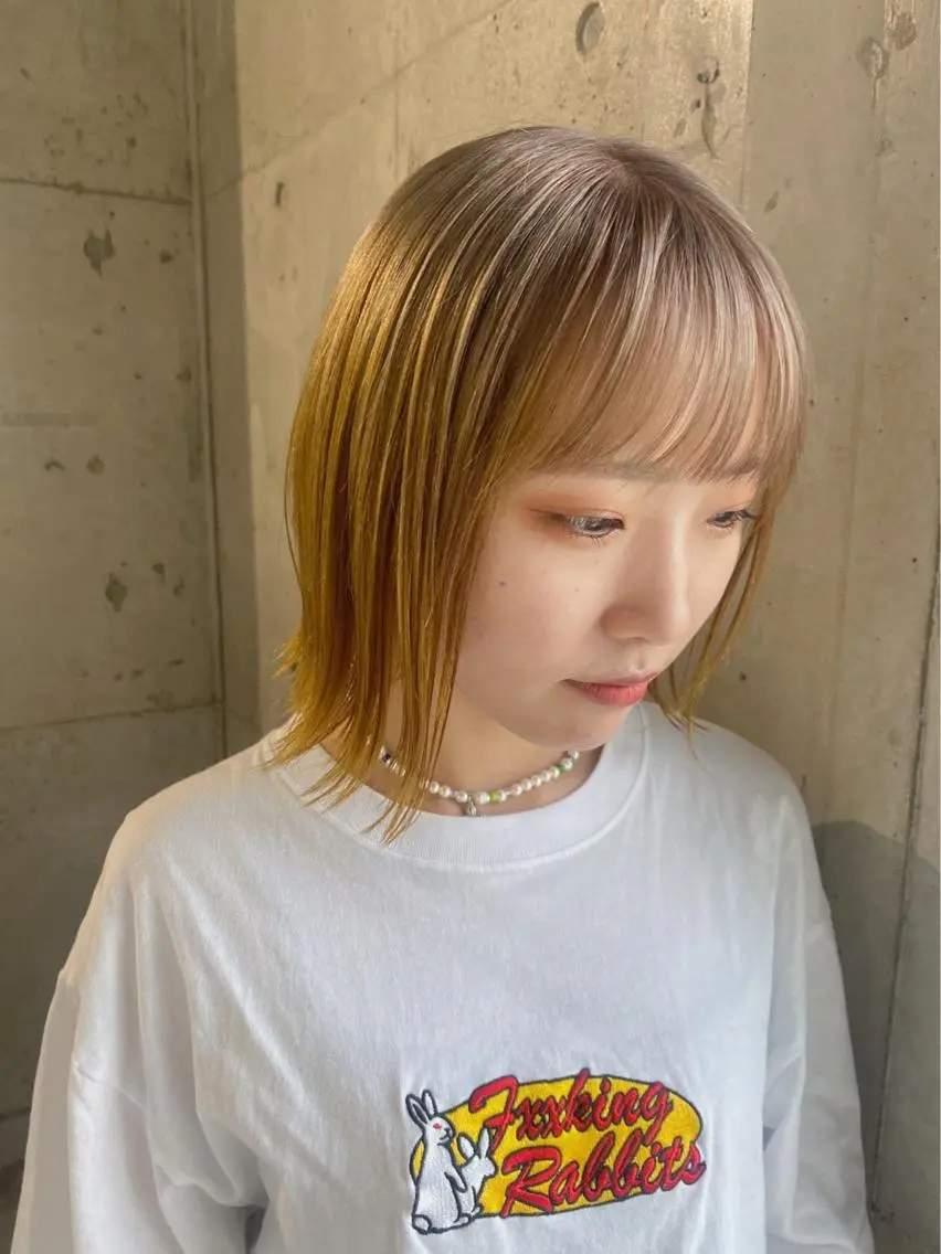 ミディアム カラー ヘアアレンジ イエローカラー lani ブリーチ /ダブルカラーのヘアスタイル