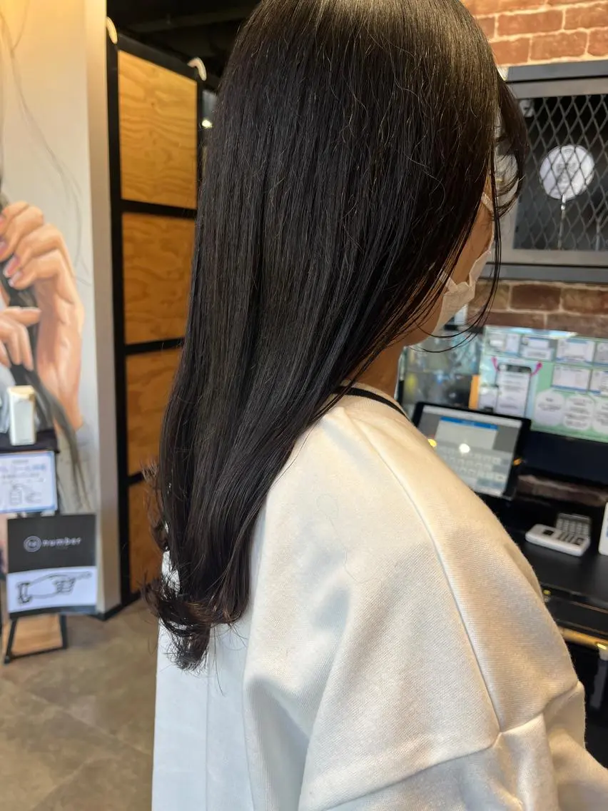 ロング カラー パーマ ヘアアレンジ メンズ キッズ ネイル マツエク・マツパ アイブロウ メンズハイライト メンズパーマ ブラウンカラー ケアカラー 透明感カラー 久木原 ゆりのヘアスタイル