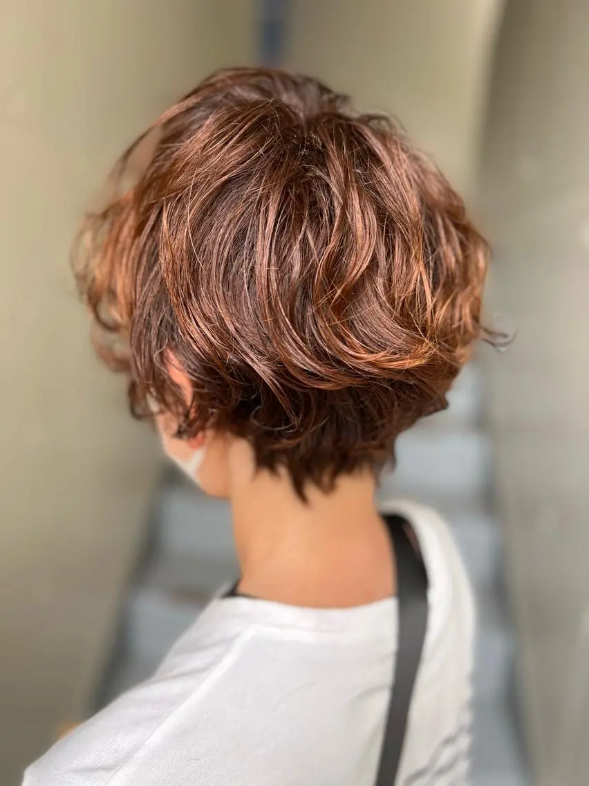 ショート パーマ 吉田 淳則のヘアスタイル