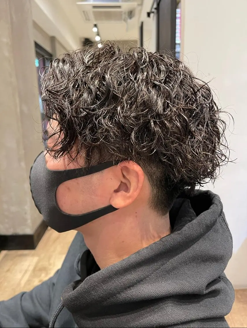 ショート パーマ メンズ メンズパーマ ツイストスパイラルパーマ スパイラルパーマ カット パーマ トリートメント ヘアセット TAKE メンズ特化のヘアスタイル