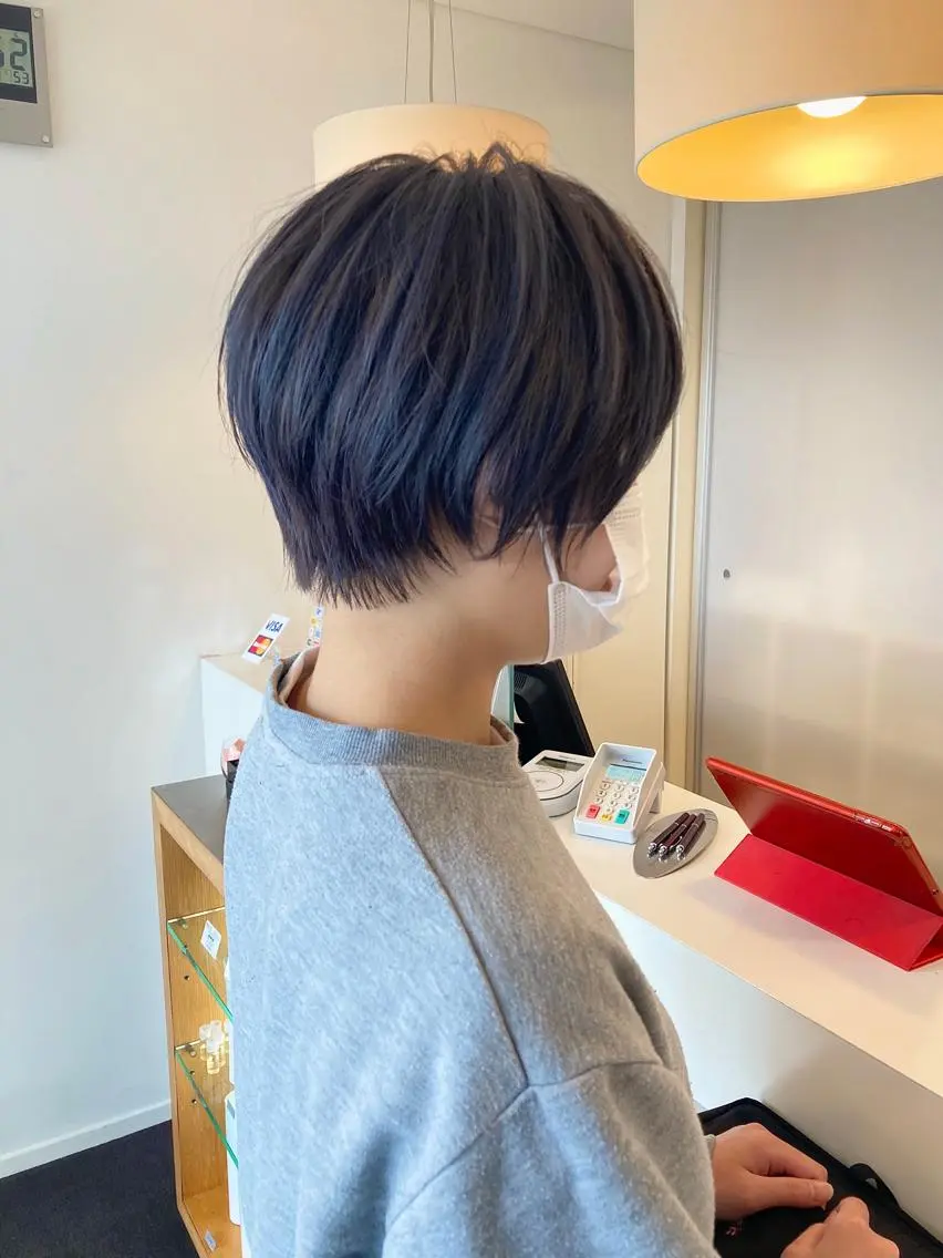 ショート カット ヘアカラー トリートメント 村本 千優のヘアスタイル