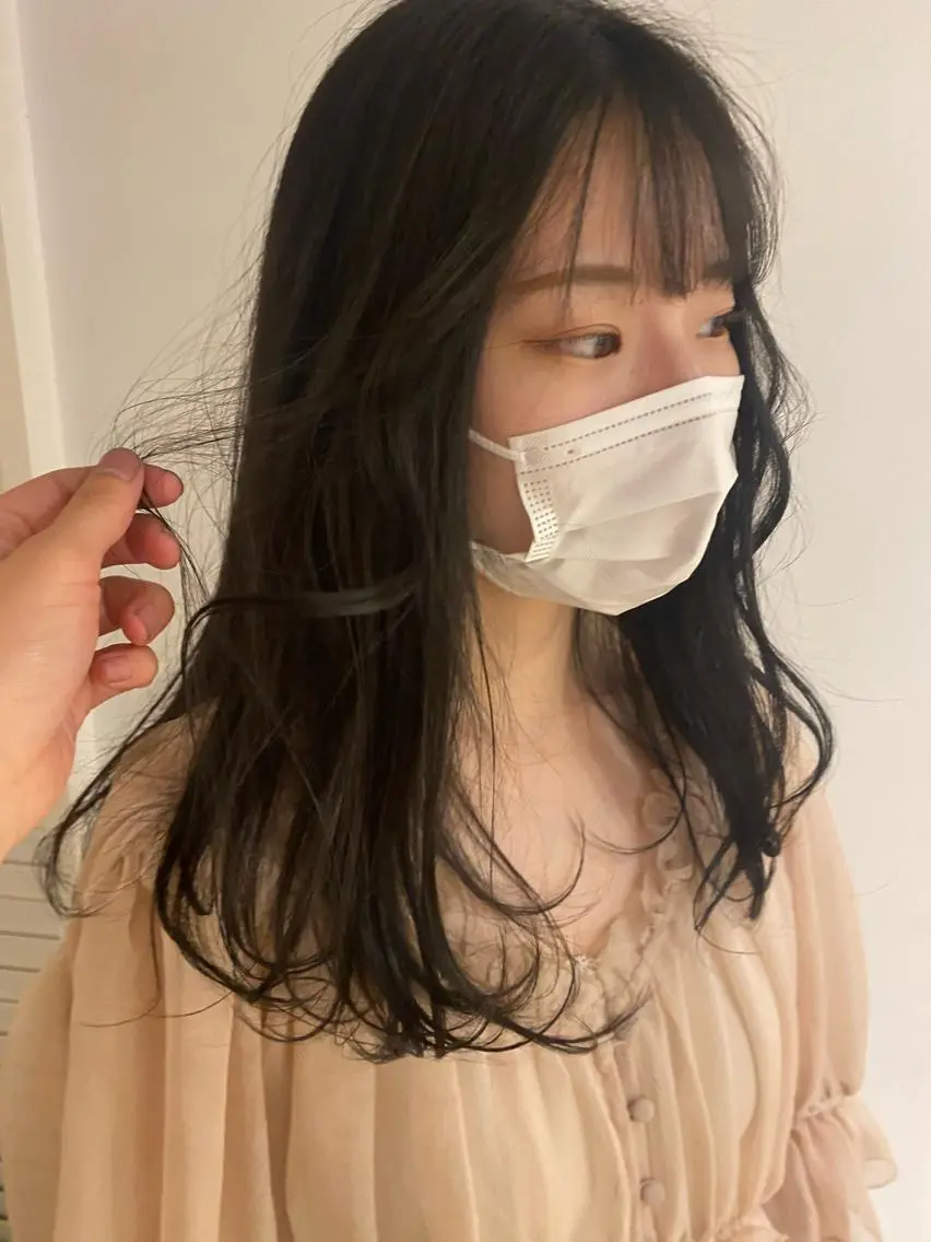 カラー 透明感カラー 伊賀 海優のヘアスタイル