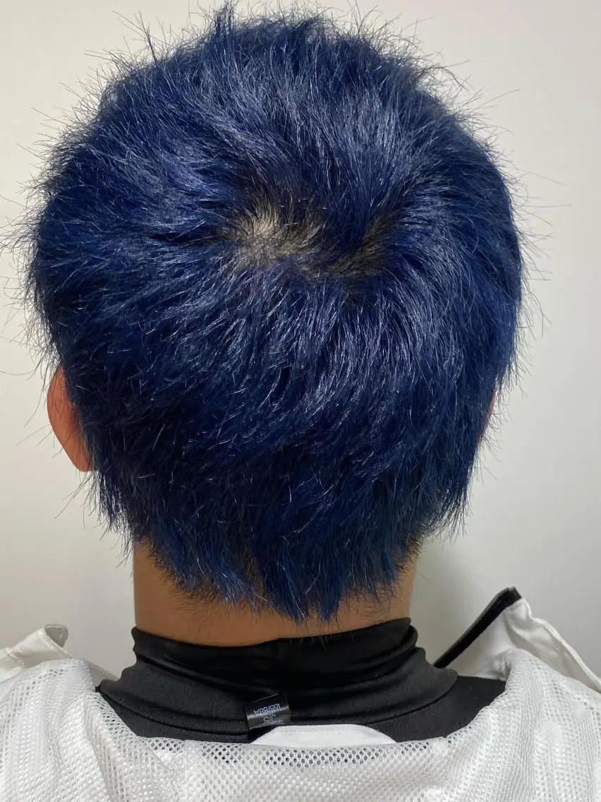 カラー メンズ ブルーカラー 久米 治仁のヘアスタイル