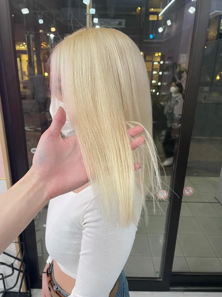 ミディアム ボブ フレンチガーリー ヨシンモリ レイヤーカット ウルフカット ❄️💛エクステ ブリーチ❄️yukiのヘアスタイル