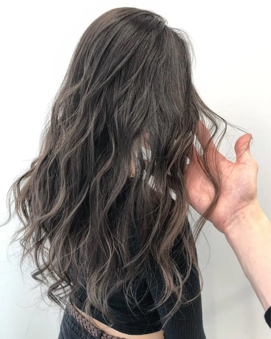 ロング カラー ヘアアレンジ 透明感カラー ハイライトカラー ハイライト 【公式】amble luxe池袋東口🩷のヘアスタイル