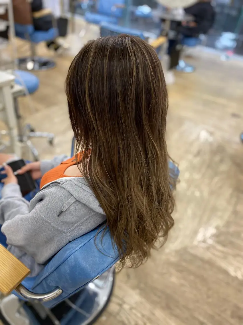 ロング カラー ヘアアレンジ バレイヤージュ レイヤーカット 松井 敬太郎のヘアスタイル