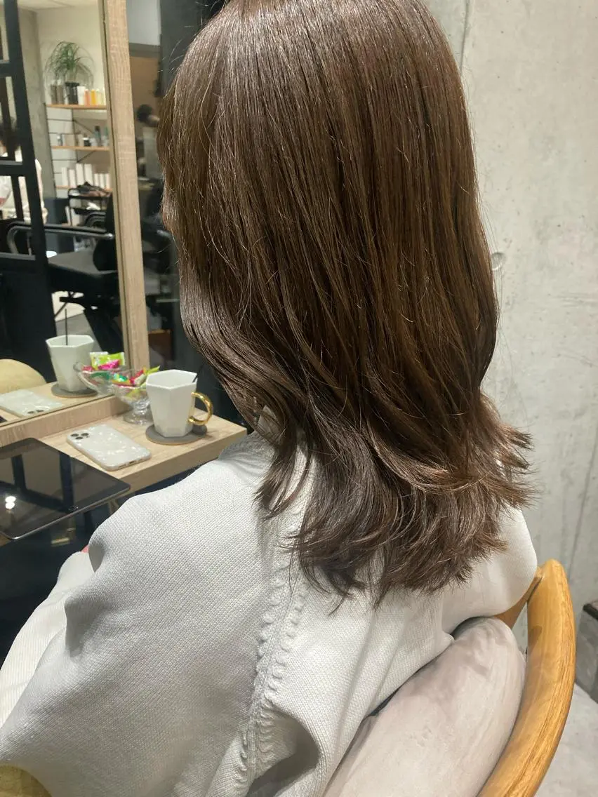 ミディアム ヘアカラー トリートメント ✨色持ちの良い艶 カラー✨蟹江真世のヘアスタイル
