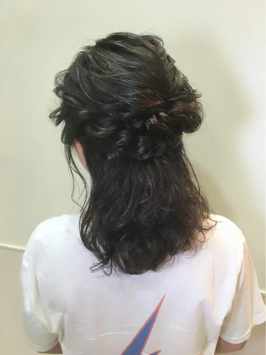 カラー アッシュ ダークアッシュ 早川 真幸のヘアスタイル