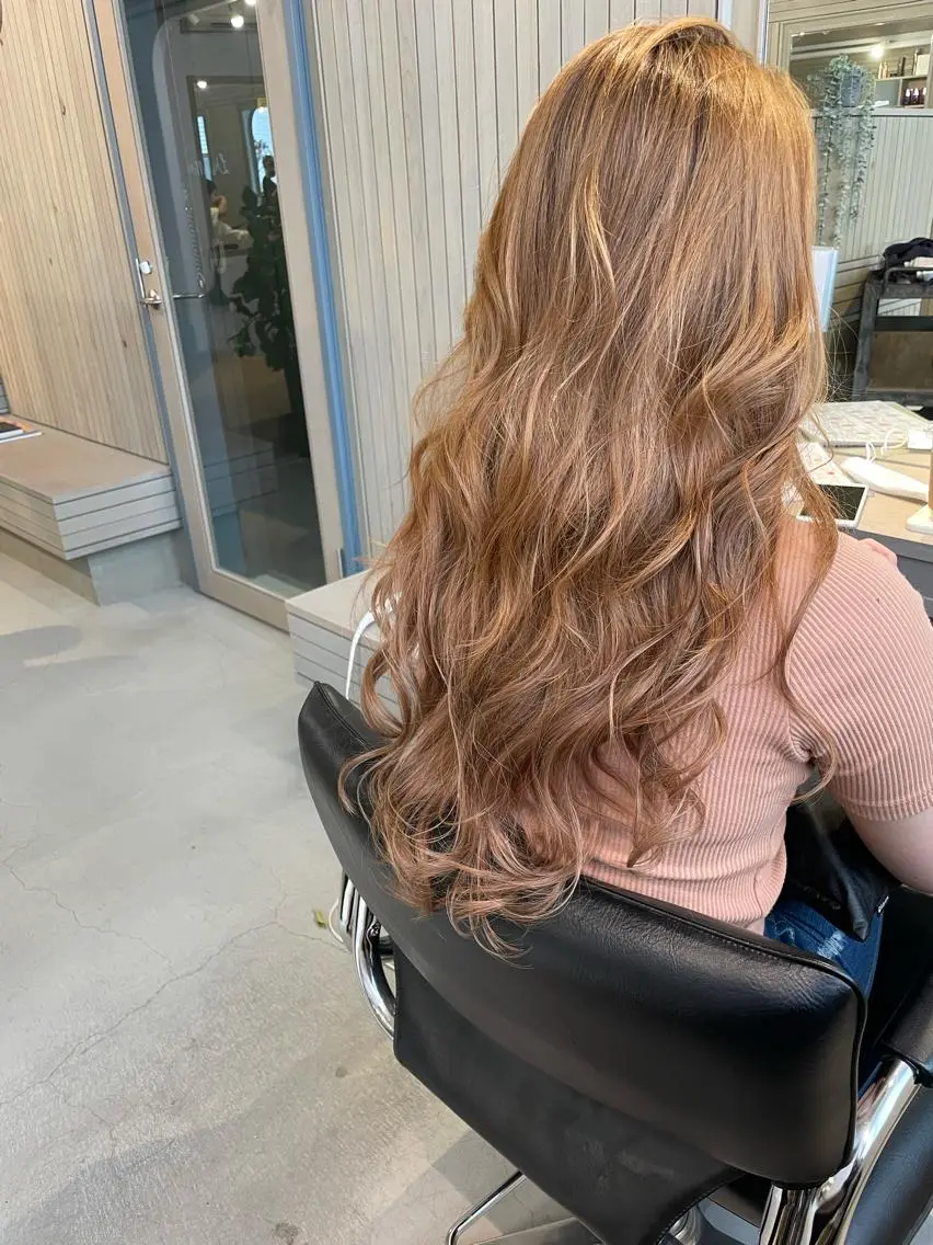 ロング カラー ヘアアレンジ ベージュカラー ブリーチ エクステ エクステ 中嶋 【ナカジマ】のヘアスタイル