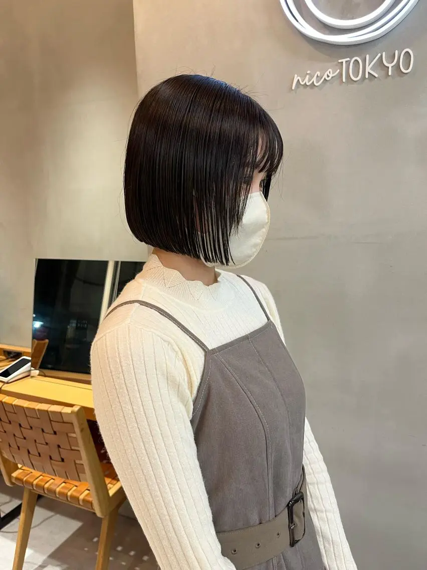 ミディアム 縮毛矯正ボブ&顔まわ レイヤー♡TOMOEのヘアスタイル
