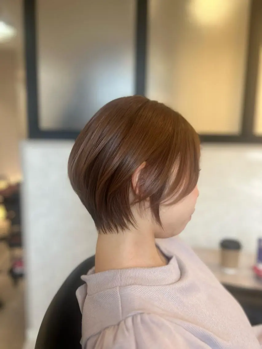 ショート カラー カット ヘアカラー トリートメント emi/髪質改善/ 韓国風/艶カラーのヘアスタイル