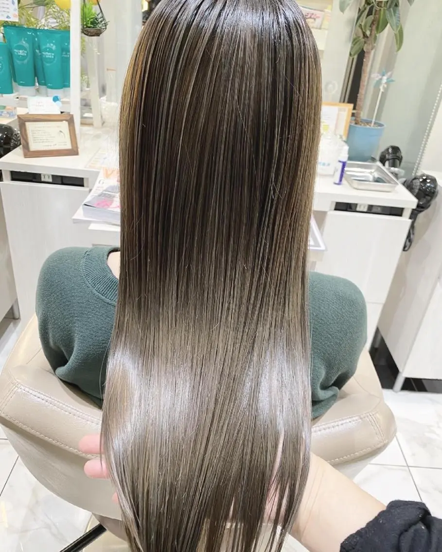 ロング パーマ 髪質改善 ストレートパーマ 縮毛矯正 トリートメント 高橋凜/縮毛矯正/ 髪質改善/カラーのヘアスタイル
