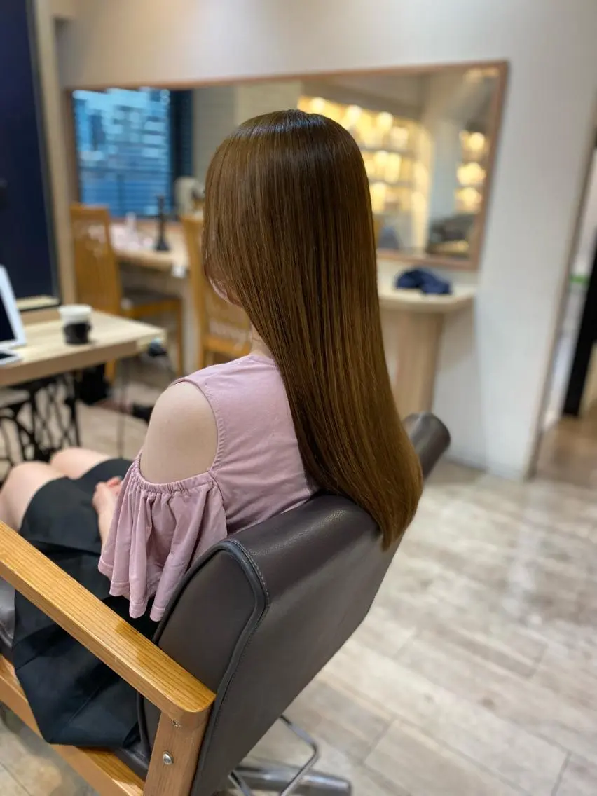 ロング カラー ヘアカラー トリートメント ヨシダ フミノリのヘアスタイル