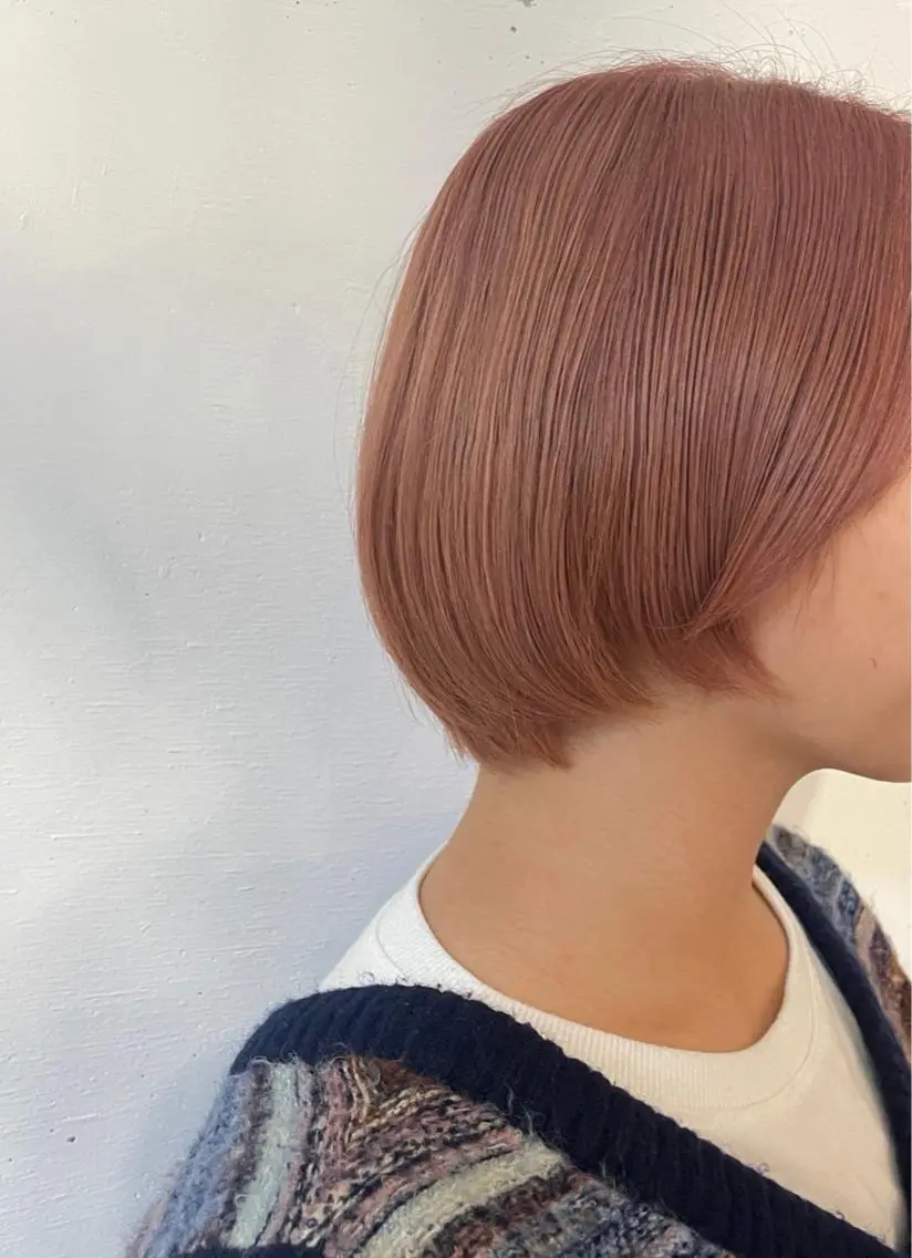 ショート カラー ベージュカラー ハイトーンカラー ピンクカラー ピンクベージュ 💛🤍U too e’s /店長🧸のヘアスタイル