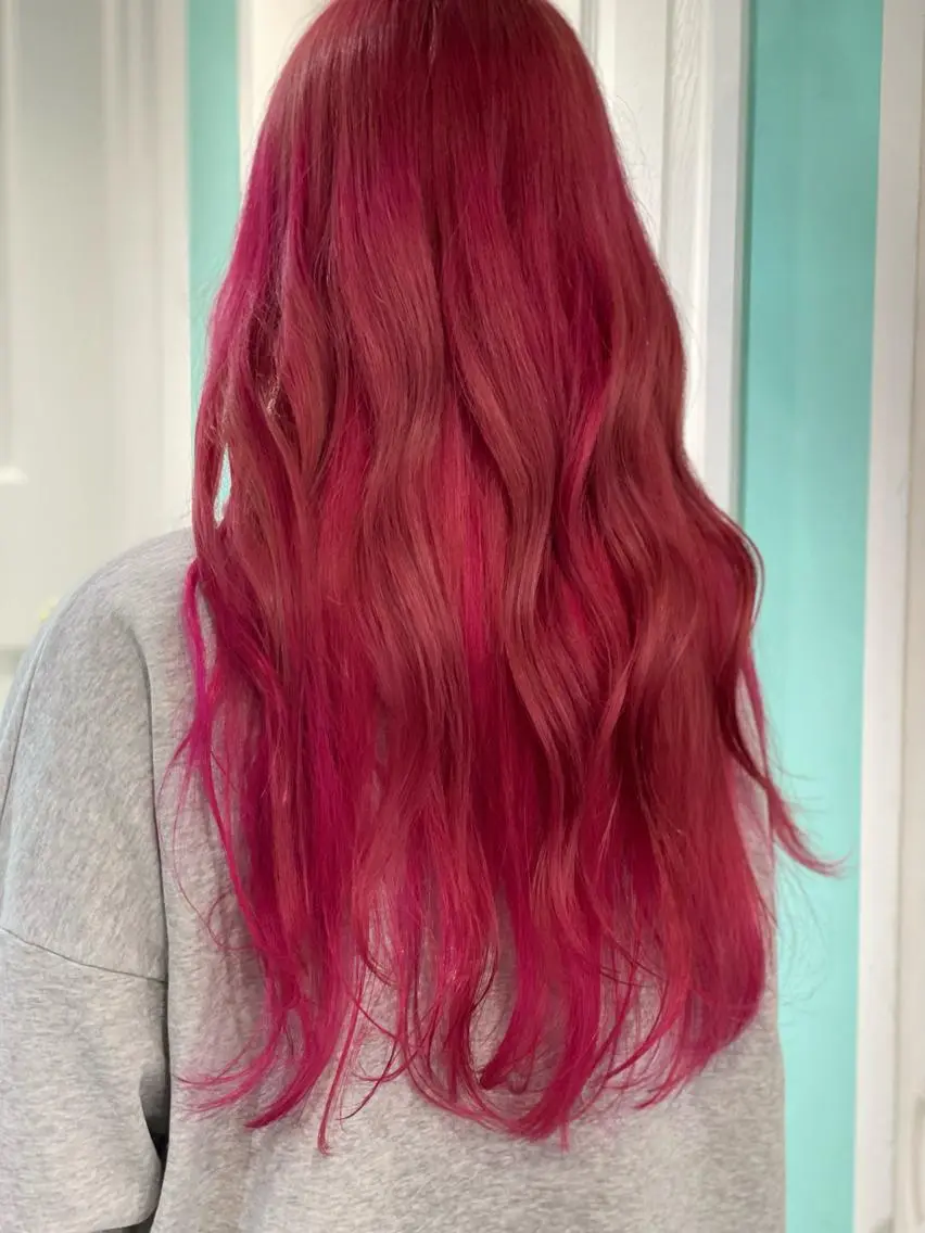 ロング ヘアカラー 原 千景のヘアスタイル
