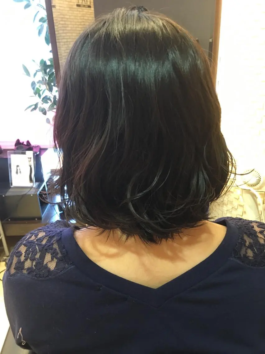 ミディアム パーマ 熊谷 奈菜のヘアスタイル