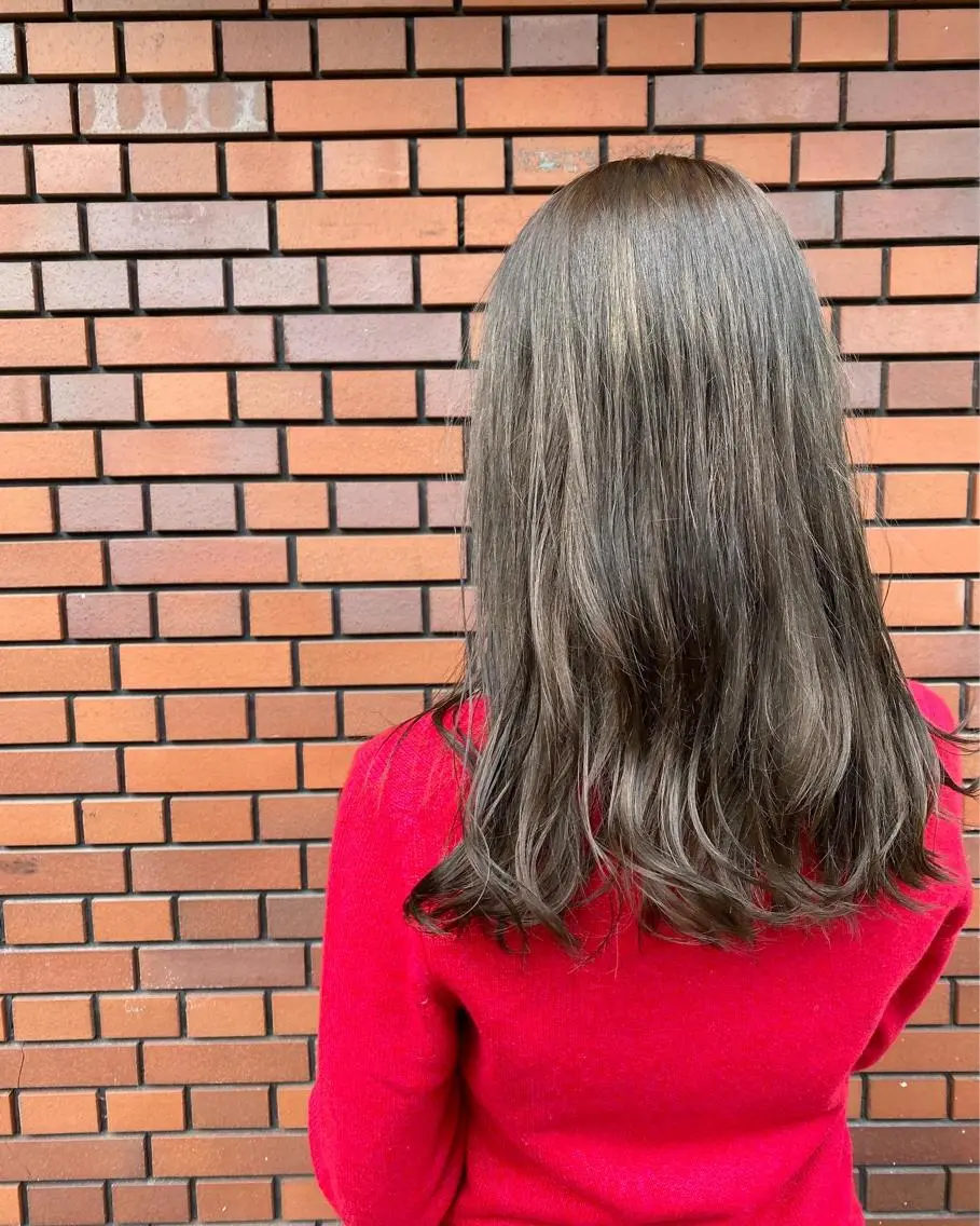 セミロング カラー ヘアカラー トリートメント エイト ウメダのヘアスタイル