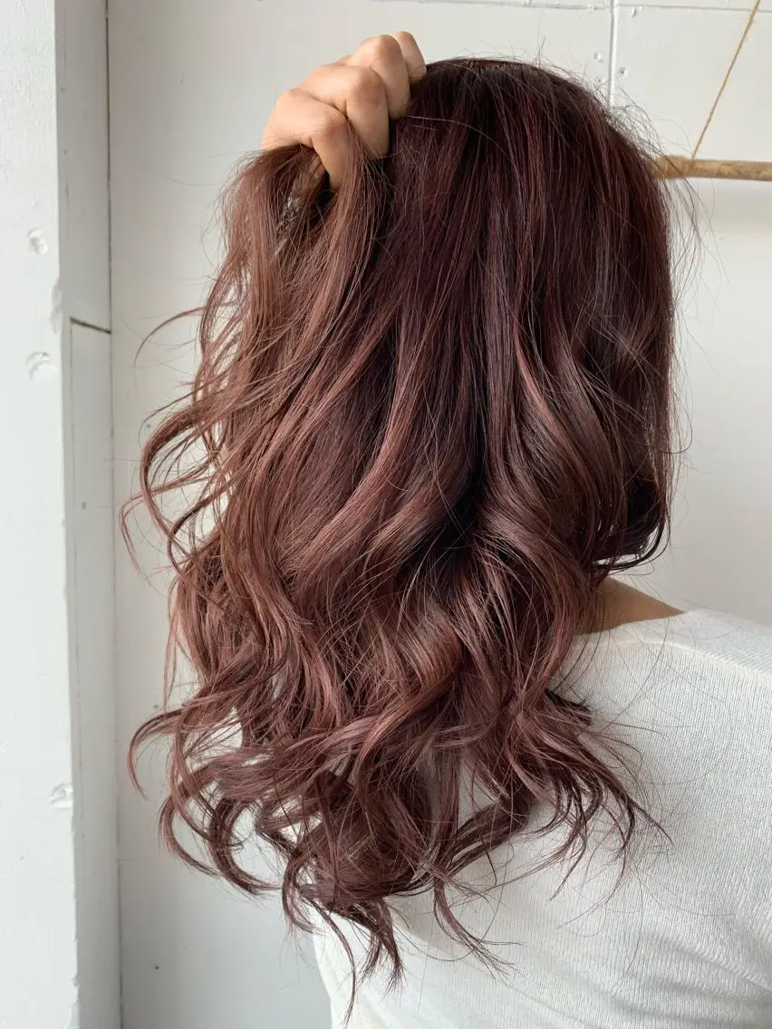 ロング カラー RINKA 琳茄のヘアスタイル