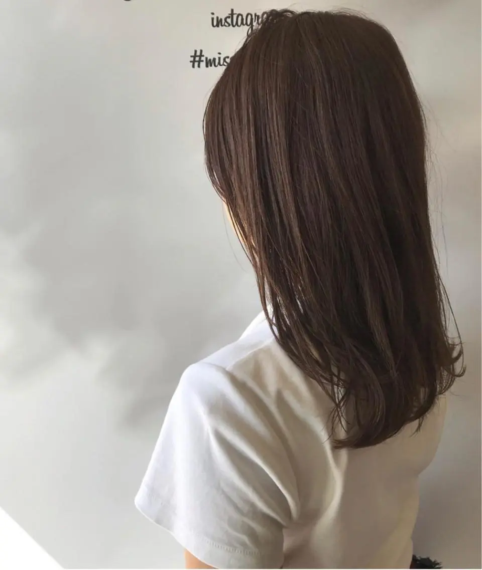 セミロング カラー ヘアアレンジ ブラウンカラー ショコラブラウン 福壽 優奈のヘアスタイル