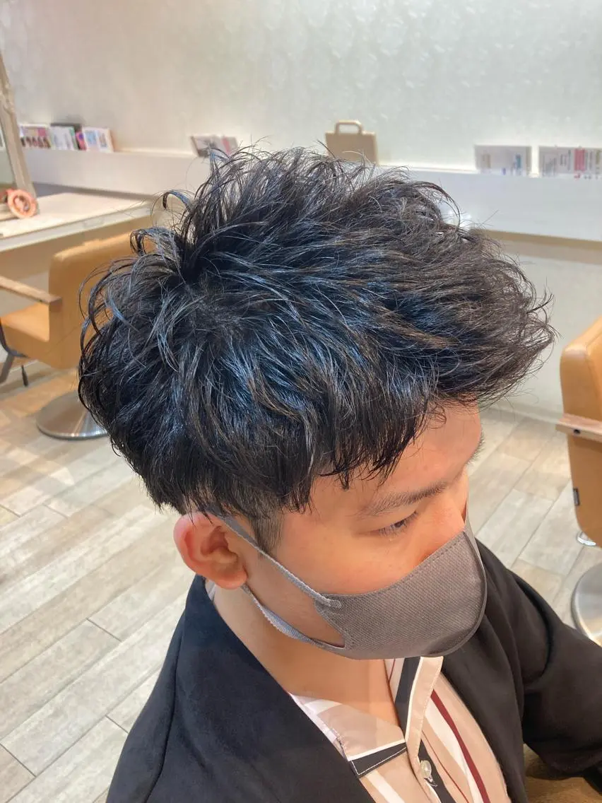 ショート パーマ 似合わせカット waRin syamp&headのヘアスタイル