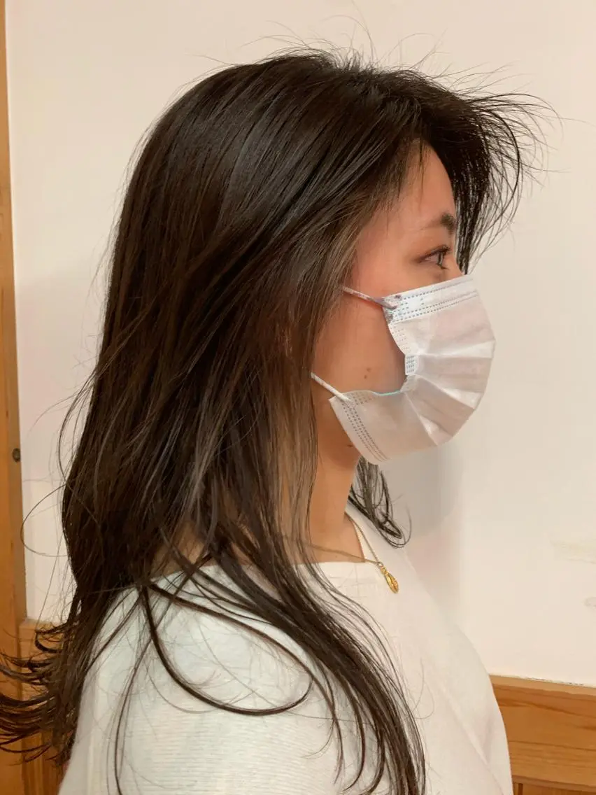 ミディアム カラー ベージュカラー イヤリングカラー 吉田 浩太郎のヘアスタイル