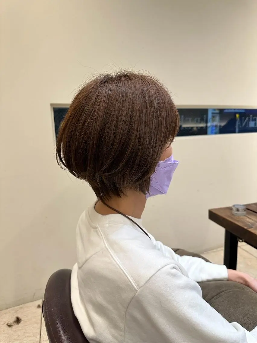 ショート カラー レイヤー 髪質改善 fiti横須賀中央のヘアスタイル