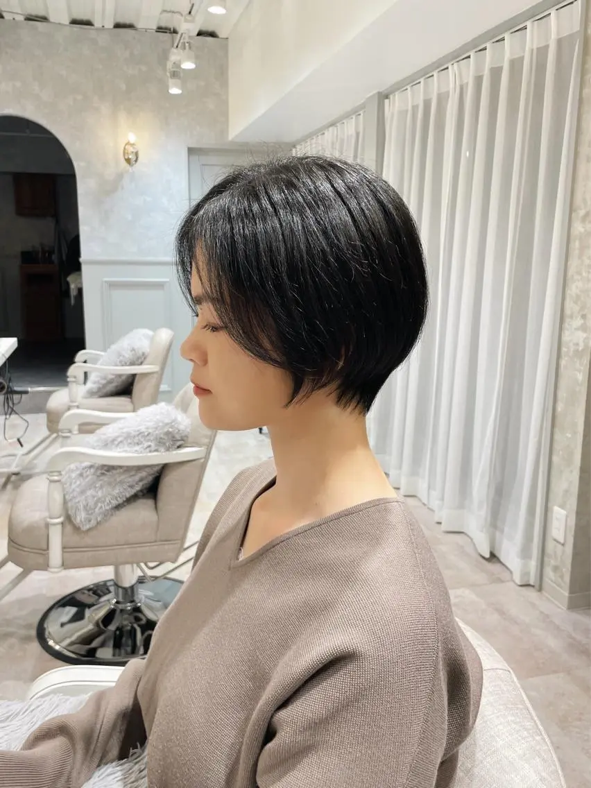 ショート 小野 明日香のヘアスタイル