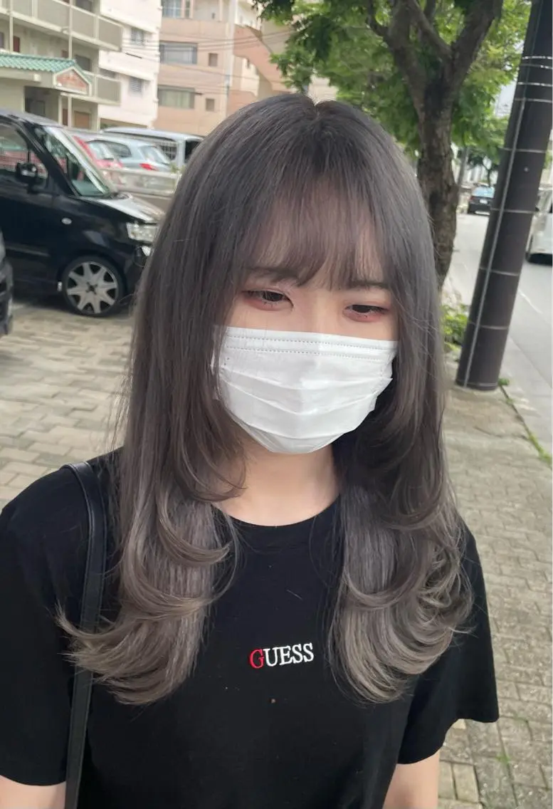 ロング レイヤーカット ウルフカット ウルフレイヤー andKおもろまち店 艶ダブルカラー✨のヘアスタイル