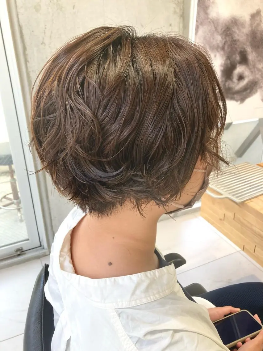 ショート ショートヘア 園田あずさ/髪質改善 /透明感カラーのヘアスタイル