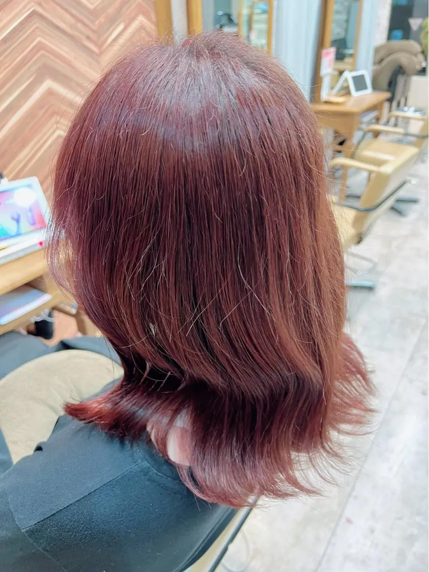 ミディアム Shun 透明感カラ ー/似合わせカットのヘアスタイル