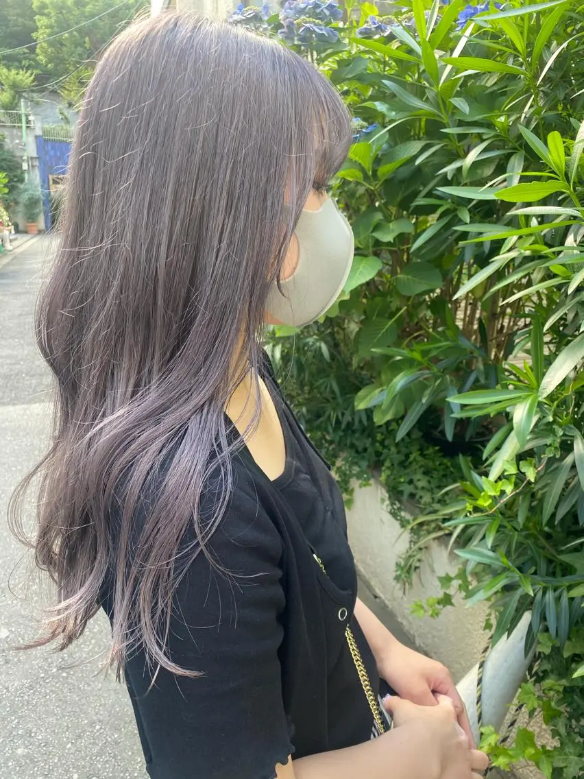 ロング パープルカラー エクステ ハイトーン 💭黒崎ハルカのヘアスタイル