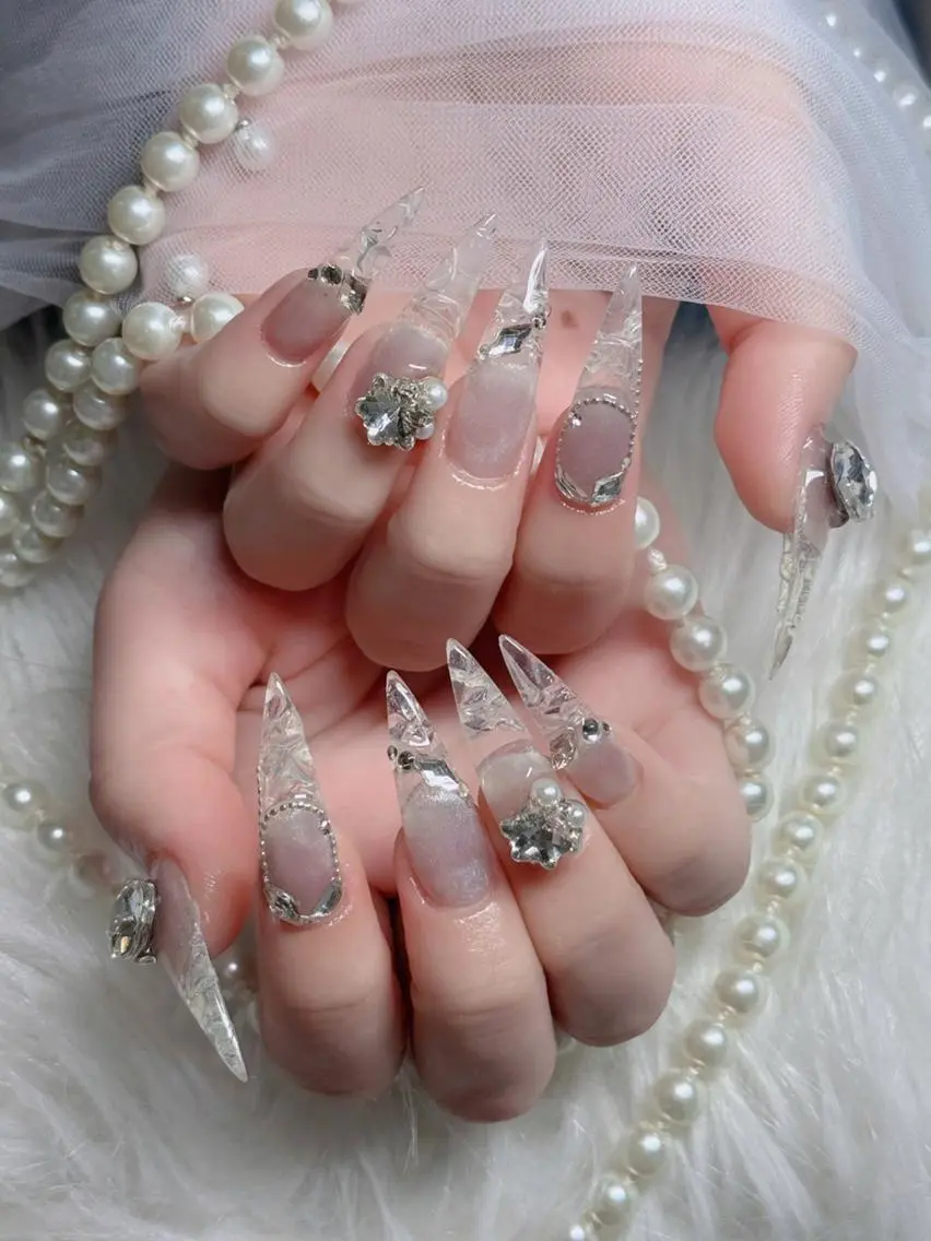 ネイル フレンチネイル ジェルネイル ハロウィン 韓国ネイル マグネットネイル ハンドネイル H.baby Nail Salonのネイルデザイン