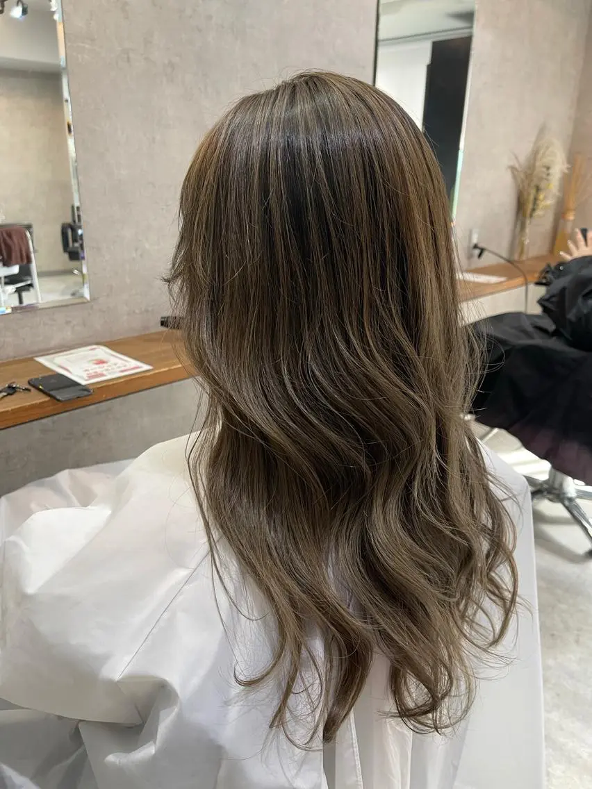 セミロング カラー カット ヘアカラー 松井那津子 /ハイライトブリーチのヘアスタイル