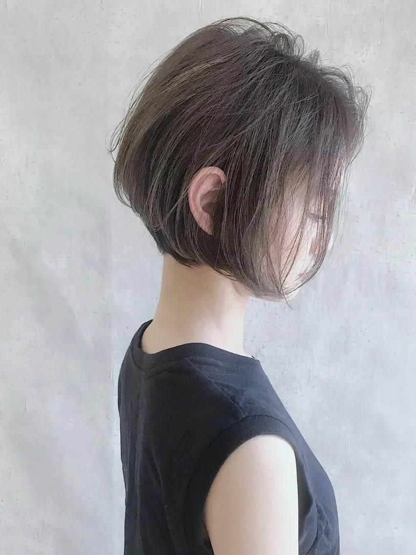 ショート カラー アディクシーカラー ブリーチ ケアブリーチ ダブルカラー ハイライトカラー MOU namba ムウナンバのヘアスタイル