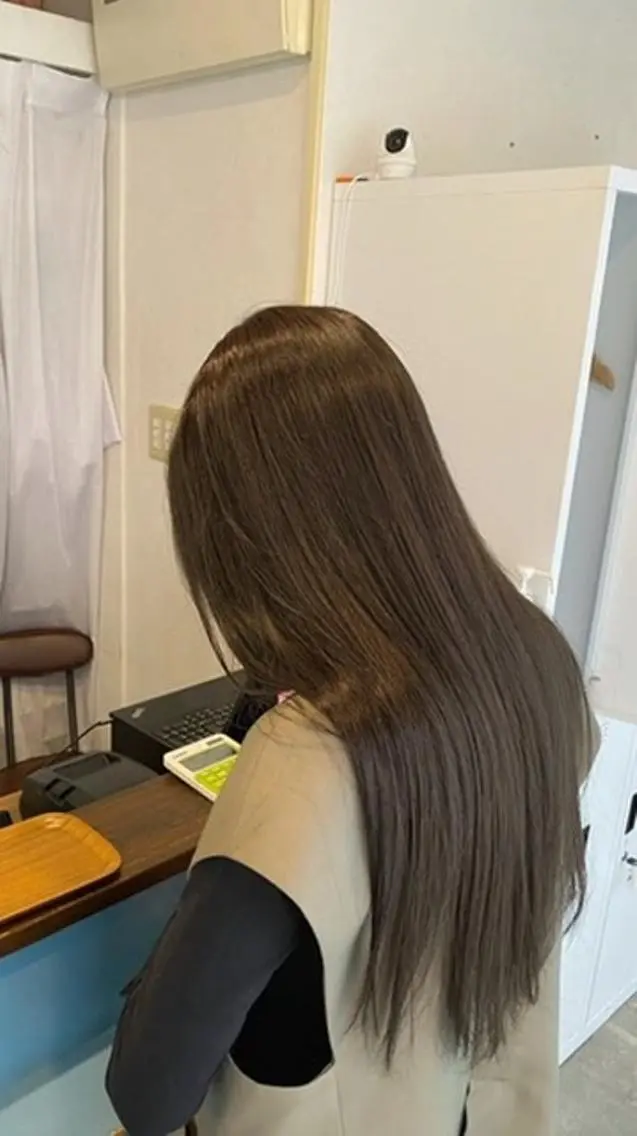 ロング カット ヘアカラー 縮毛矯正 トリートメント 髪質改善×縮毛矯正 taichi副店長のヘアスタイル