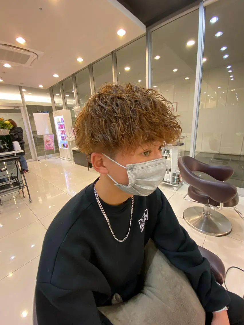 ショート パーマ メンズ メンズパーマ メンズツイストパーマ ツイストパーマ カット ヘアカラー パーマ メンズサロン/戸塚駅 東口3分/冨田大輝のヘアスタイル