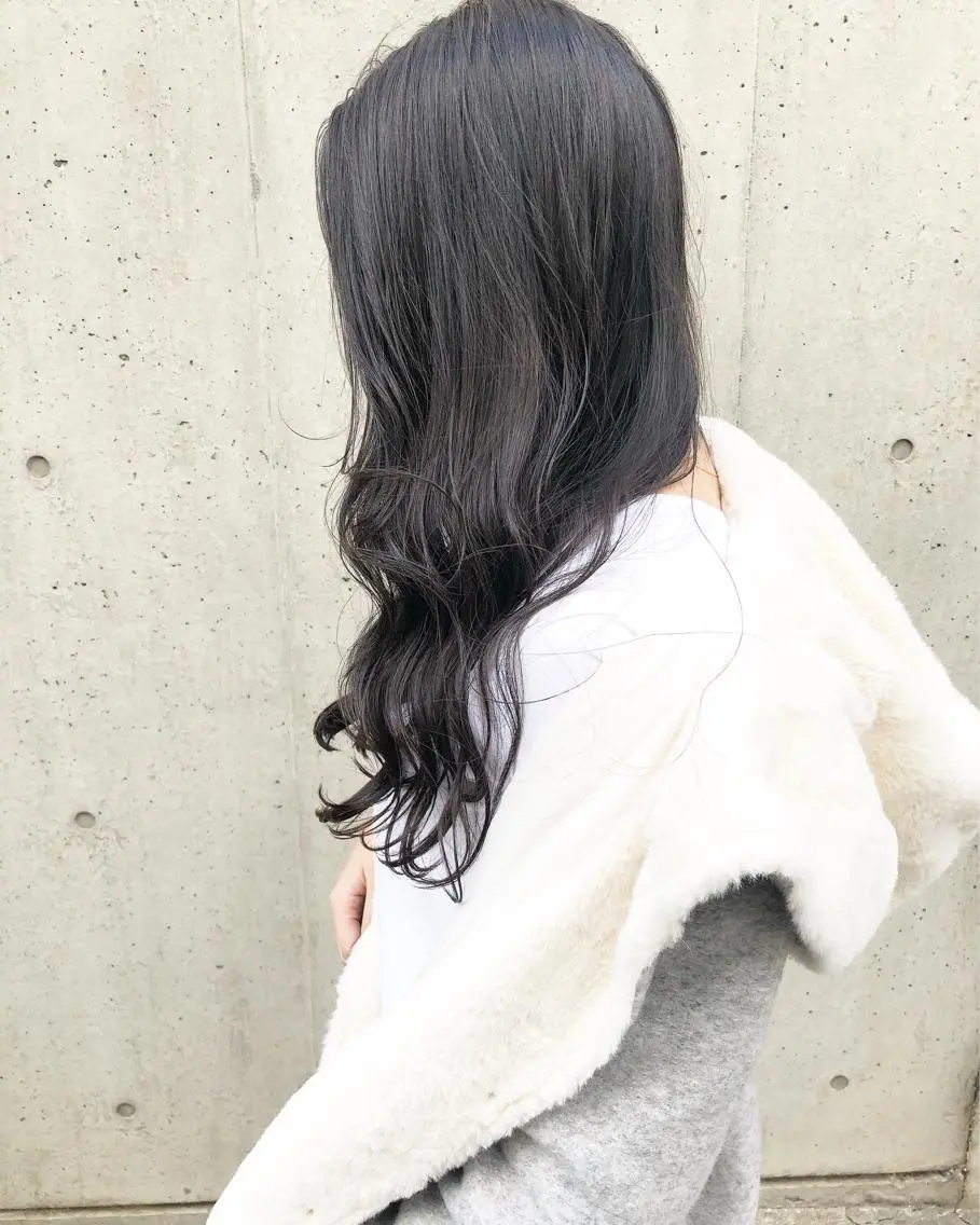 ロング カラー パーマ ヘアアレンジ メンズ キッズ ネイル マツエク・マツパ メンズブリーチ アッシュ ブリーチ 透明感カラー ブリーチなしカラー レイヤーカット✂️ 艶髪/小田部慎也のヘアスタイル