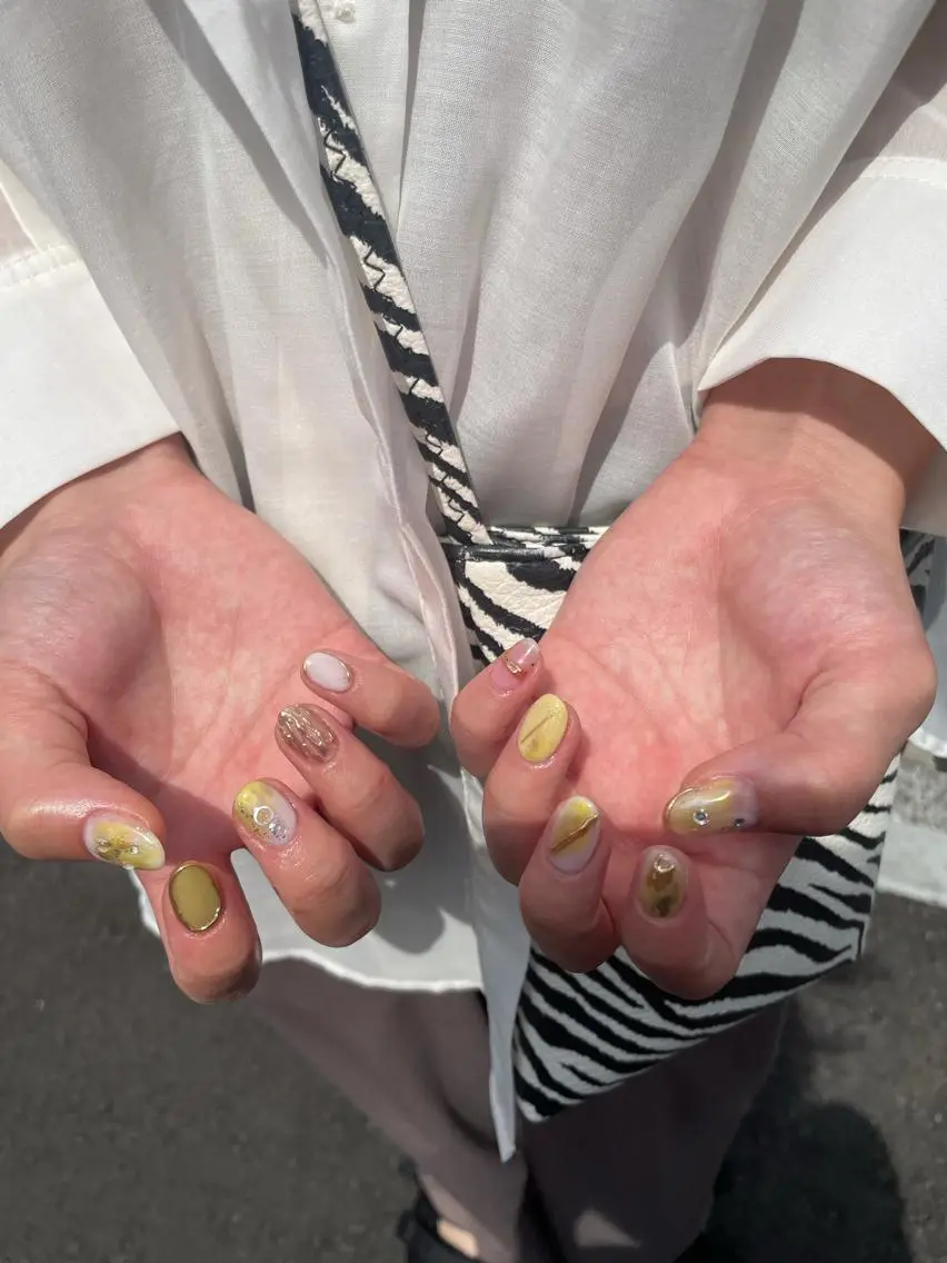 ネイル アートネイル クリアネイル グリーン ミラーネイル ニュアンスネイル MH_ Nailのネイルデザイン