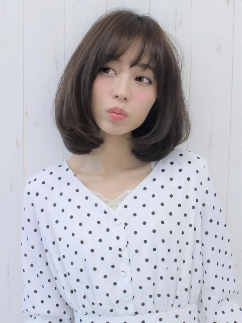 ミディアム カラー ボブ カット トリートメント 小濱 秀人のヘアスタイル