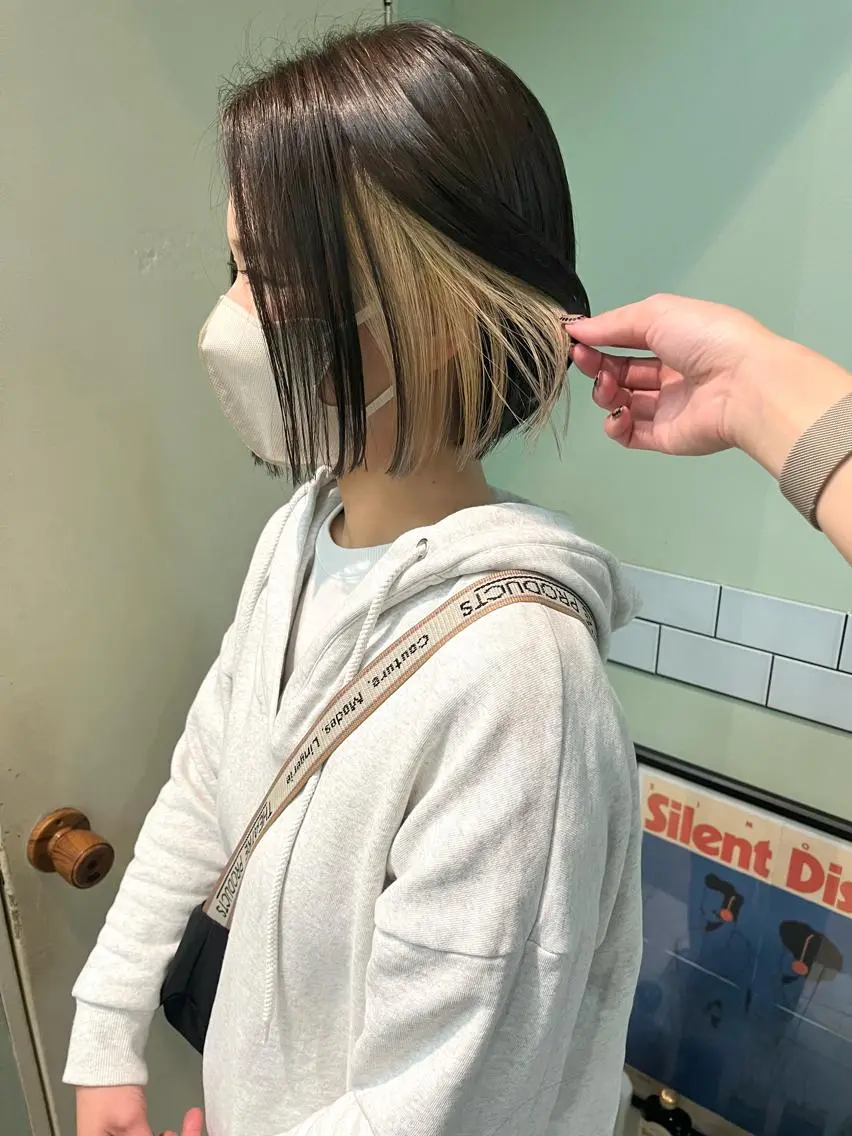 ショート カラー ハイトーン/ショート 村上淳乃🐥のヘアスタイル
