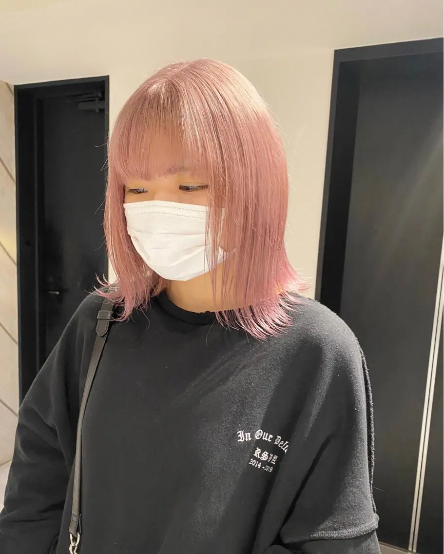 ミディアム デザイン🥇複雑履歴 ハイトーン特化のヘアスタイル