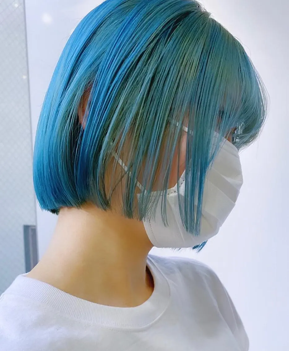 ショート カラー 福岡似合わせレイヤー /ウルフ/ハイトーンのヘアスタイル