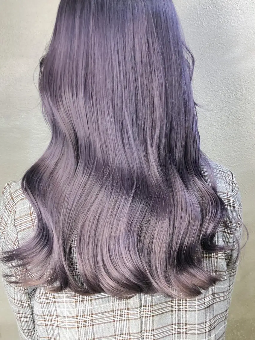 ロング カラー アディクシーカラー ベージュカラー 黒髪 ブリーチ ブルーカラー 透明感カラー×小 顔レイヤー♡ヒデさんのヘアスタイル