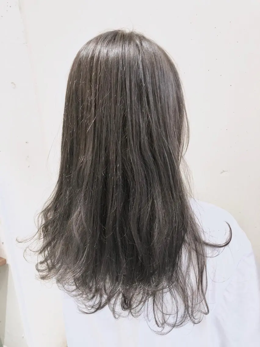 セミロング カラー パーマ ヘアアレンジ バレイヤージュ ブリーチ 透明感カラー グラデーションカラー グレージュ 【ツヤ髪美容師】 ツダケイスケのヘアスタイル