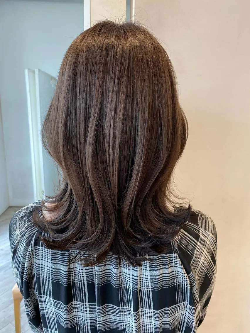 ミディアム カラー カット ヘアカラー トリートメント 顔まわりカット🌟 くびれヘア/寺門遥輝のヘアスタイル