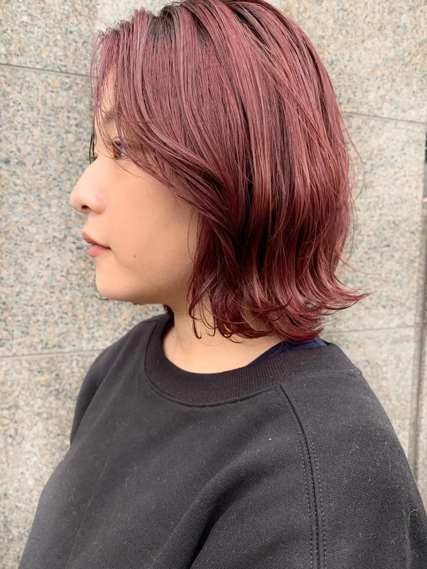 ショート カラー ブリーチ レッドカラー バイオレットカラー レイヤー暖色カラー 池袋Yamamotoのヘアスタイル